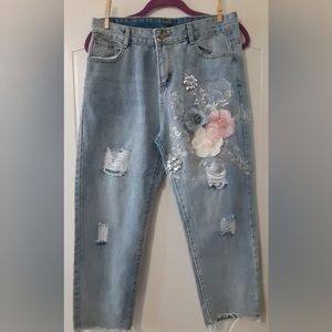 Candy Fashion Jeans Crop Fray Hem Distressed Floral Embellished Juniors Size XXL